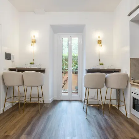 Vatican Garden Apartment *